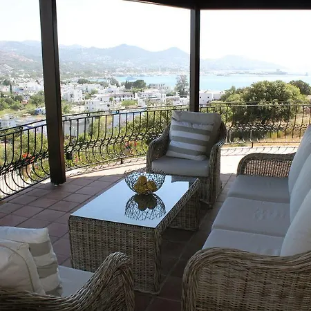 ベッド・アンド・ブレックファスト Cosy Yalıkavak