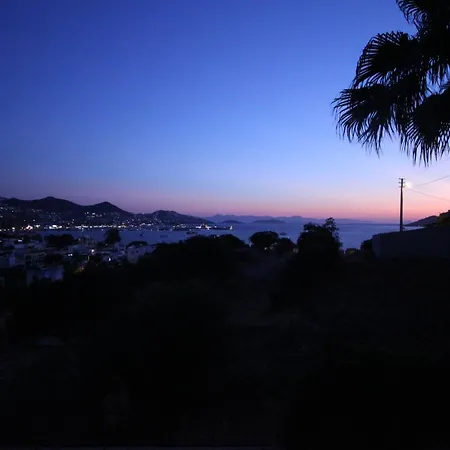 ベッド・アンド・ブレックファスト Cosy Yalıkavak